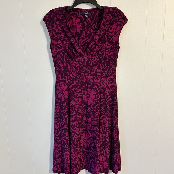 Women's Size Medium Chaps Short Sleeve Dress. Fuchsia Pink Floral Color. - Picture 1 of 6